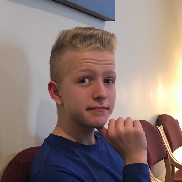 Meet your Posher, Flip - Picture 1 of 1